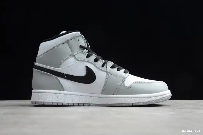 554724-092 Mid Light Smoke 1 AIR Jordan Grey 0525